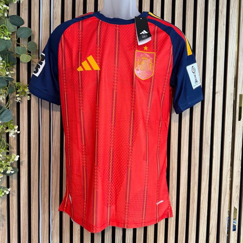 SPAIN España 🇪🇸 T-shirt vs. player fit (L) soccer futbol 🏆 World Cup 2026 🇺🇸🇲🇽🇨🇦